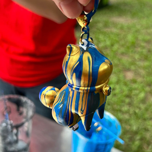 [開箱分享]13號｜貴氣爆棚的藍金｜流體吊飾