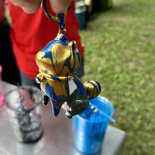 [開箱分享]13號｜貴氣爆棚的藍金｜流體吊飾