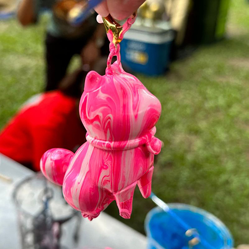 [開箱分享]10號｜粉紅砲彈｜流體吊飾